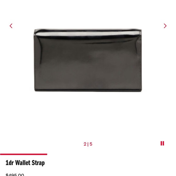 1dr Wallet Strap
$495.00
Wallet bag in mirrored leather - Picture 3 of 6